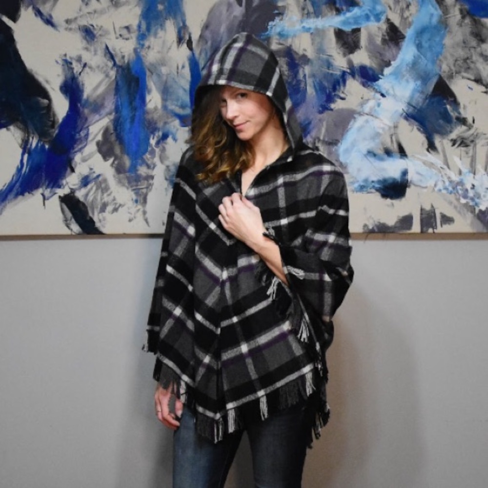 Black and Purple Plaid Zip-up Hooded Cape